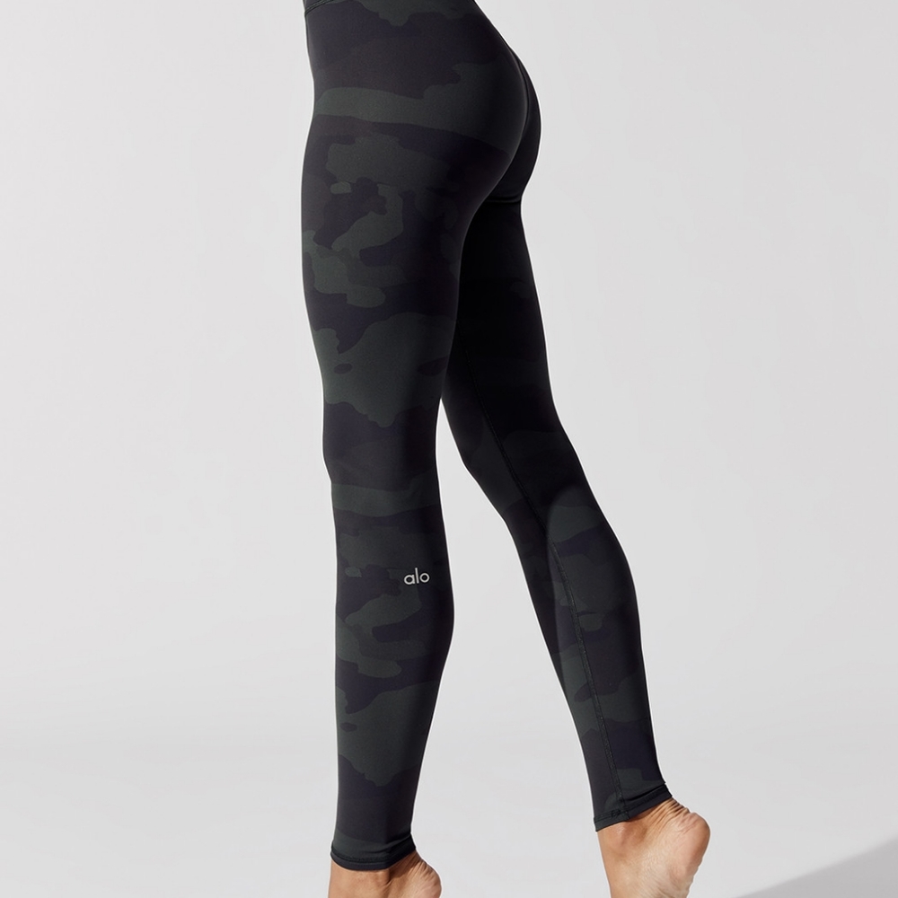 Alo camo yoga pants
